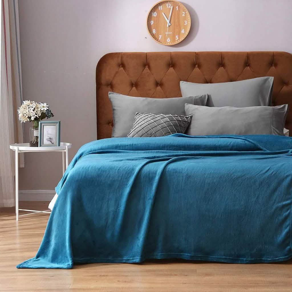 Microfiber Soft Fleece Blanket -Comfy for All Seasons DailySale