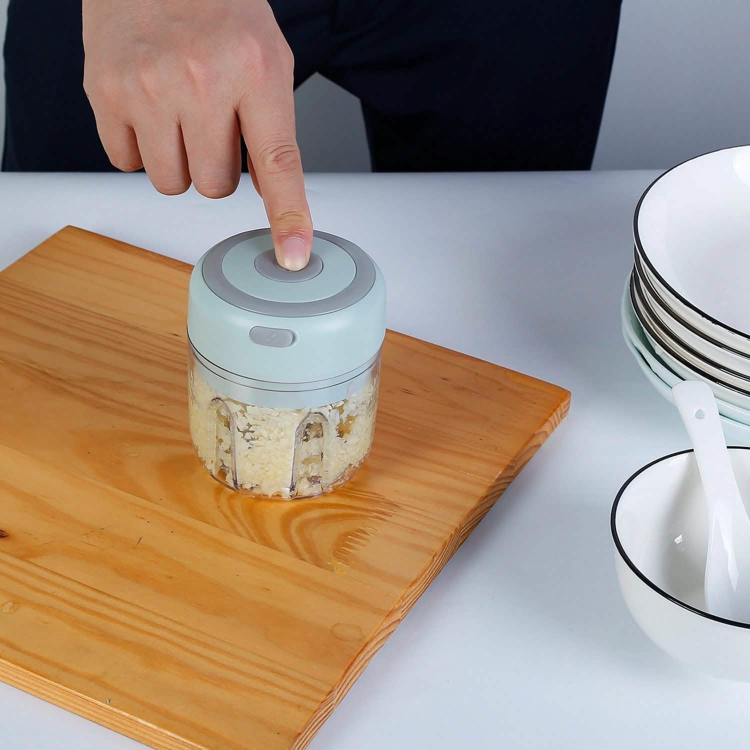 Mini Electric Cordless Garlic Chopper DailySale