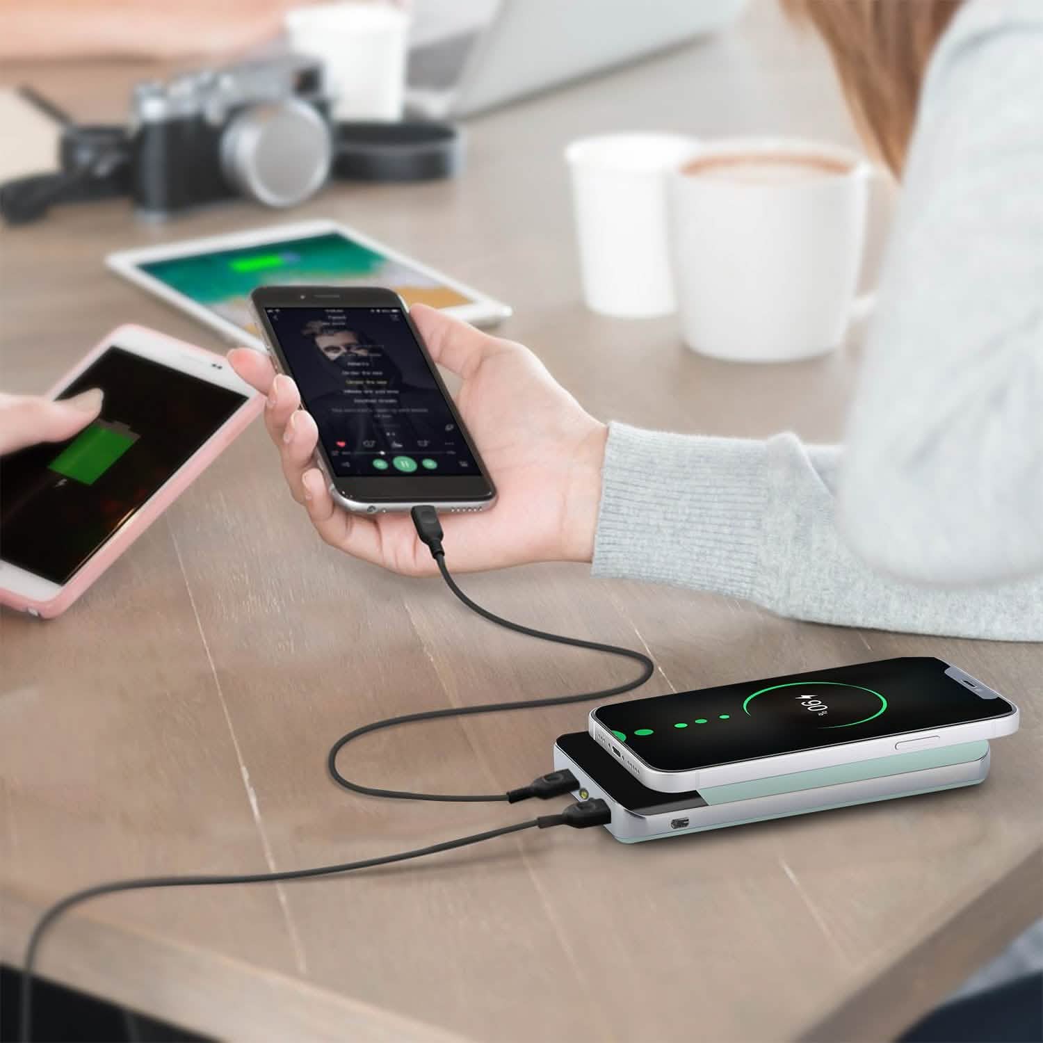 Qi Wireless Station 10000mAh Powerbank with 4 Modes Flashlight DailySale