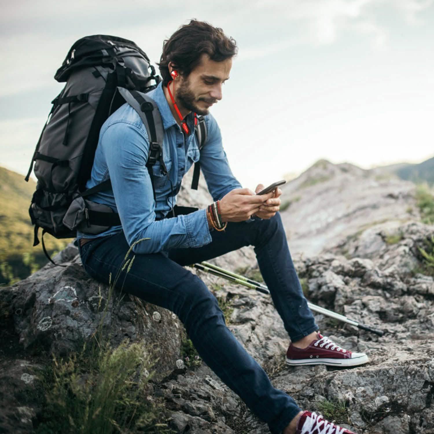 Wireless Neckband Headphones V DailySale