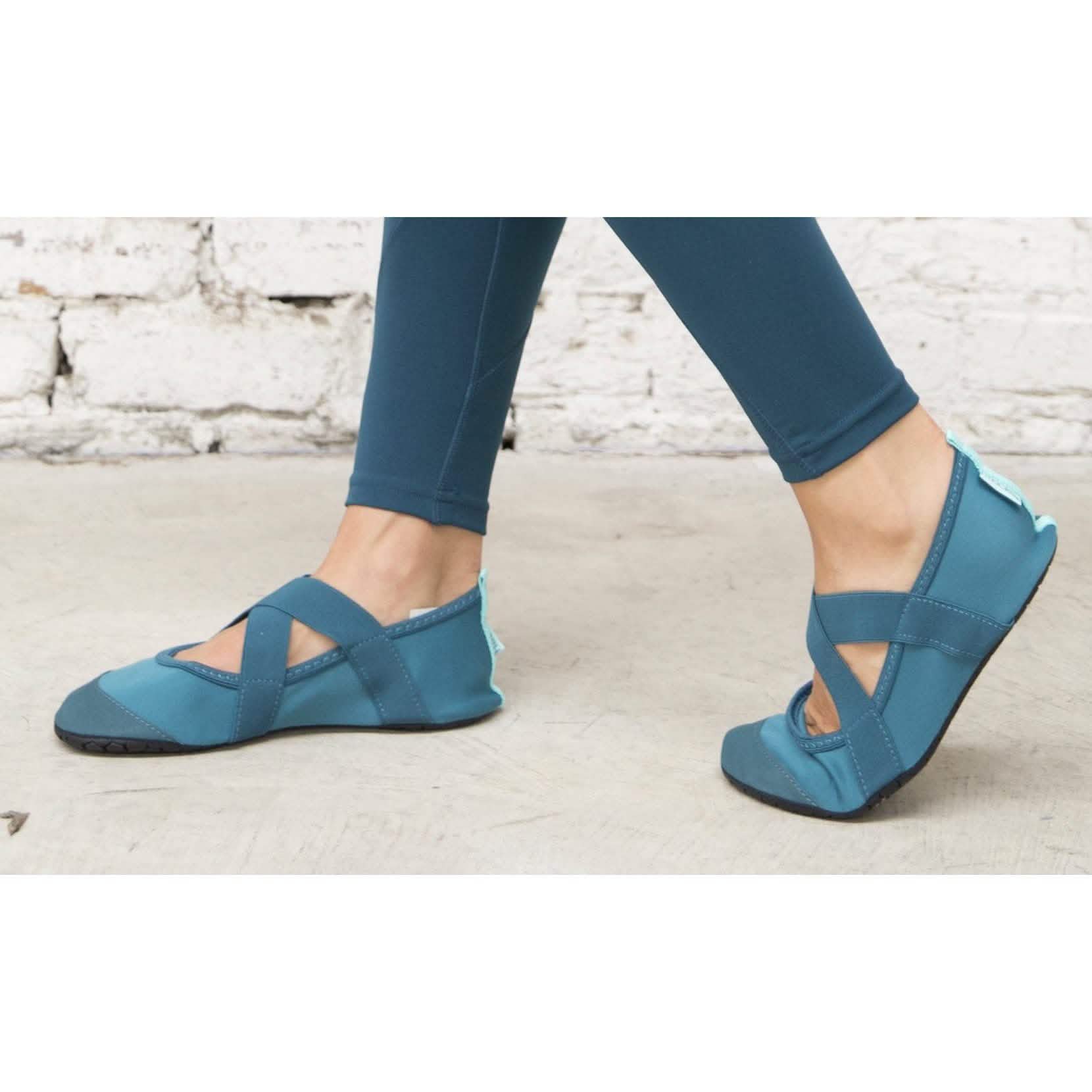 Women's Crossovers Active Lifestyle FitKicks Footwear DailySale