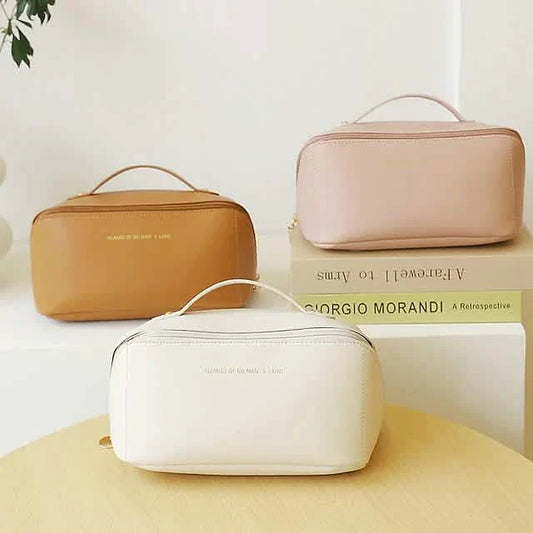 Women's Large Capacity Portable Cosmetic Bag DailySale